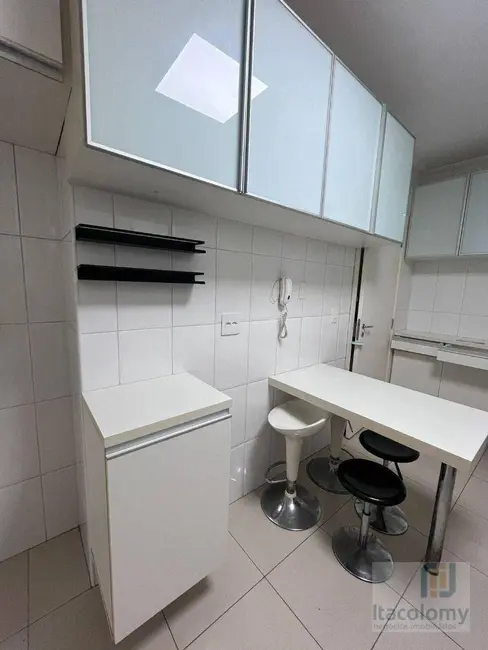 Apartamento com 2 quartos para alugar, 133m2 em Santana De Parnaiba - SP - imagem 8 Foto 8 de Apartamento com 2 quartos para alugar, 133m2 em Santana De Parnaiba - SP