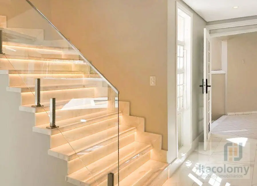 Foto 6 de Casa de Condomínio com 3 quartos à venda, 360m2 em Santana De Parnaiba - SP