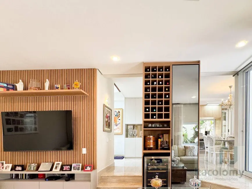 Foto 5 de Casa de Condomínio com 3 quartos à venda, 300m2 em Santana De Parnaiba - SP