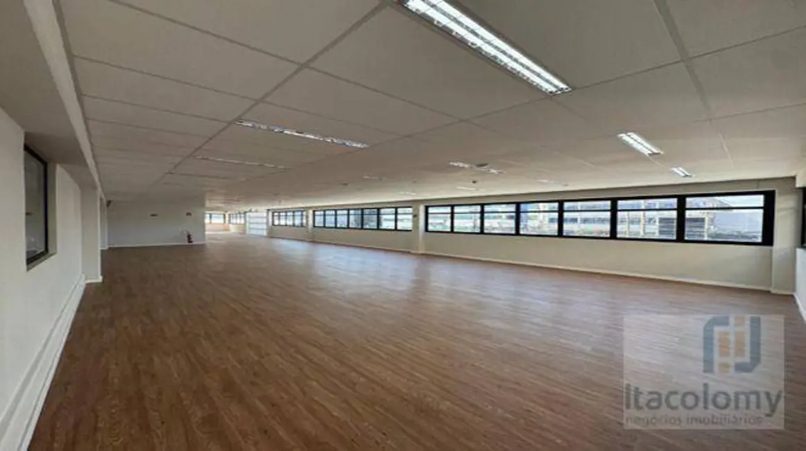 Foto 4 de Armazém / Galpão para alugar, 12000m2 em Tamboré, Barueri - SP