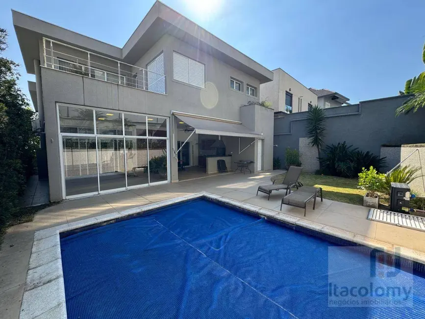 Foto 2 de Casa de Condomínio com 5 quartos para alugar, 525m2 em Tamboré, Santana De Parnaiba - SP