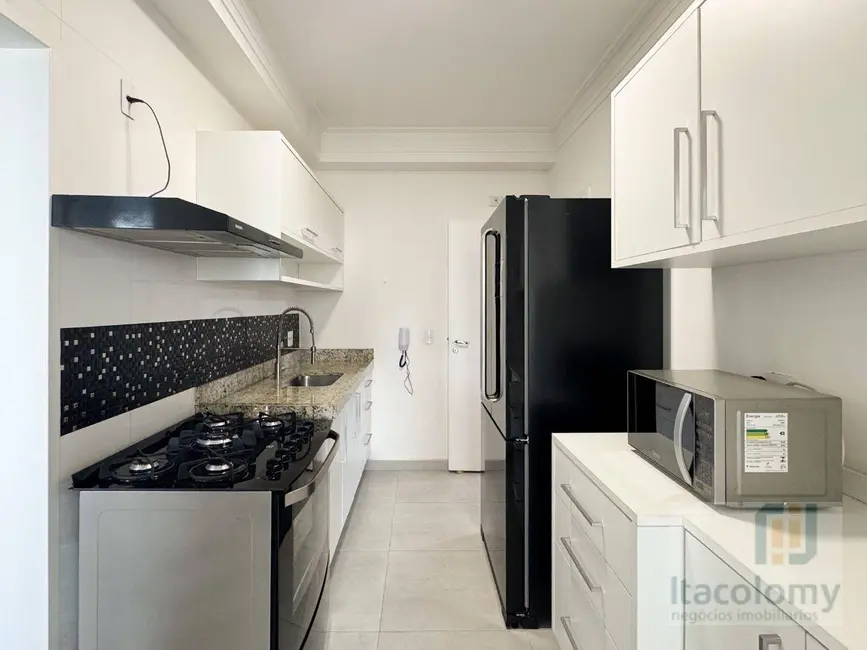 Foto 2 de Apartamento com 3 quartos à venda, 94m2 em Jardim Tupanci, Barueri - SP