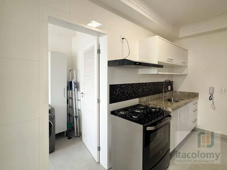 Foto 4 de Apartamento com 3 quartos à venda, 94m2 em Jardim Tupanci, Barueri - SP