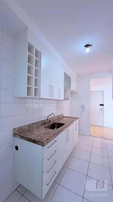 Apartamento com 2 quartos para alugar, 94m2 em Santana De Parnaiba - SP - imagem 5 Foto 5 de Apartamento com 2 quartos para alugar, 94m2 em Santana De Parnaiba - SP