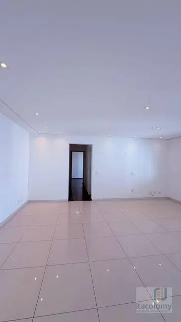Apartamento com 2 quartos para alugar, 94m2 em Santana De Parnaiba - SP - imagem 1 Foto 1 de Apartamento com 2 quartos para alugar, 94m2 em Santana De Parnaiba - SP