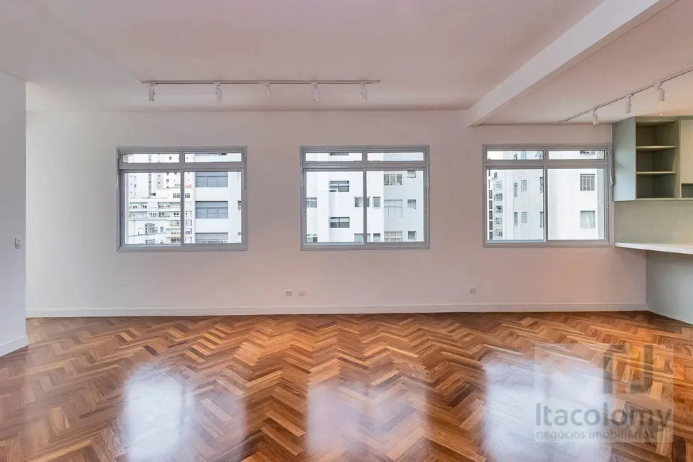 Foto 4 de Apartamento com 3 quartos à venda, 230m2 em Higienópolis, São Paulo - SP