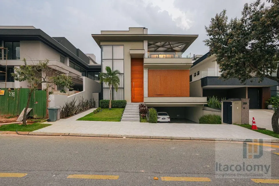 Foto 1 de Casa de Condomínio com 4 quartos à venda, 490m2 em Santana De Parnaiba - SP