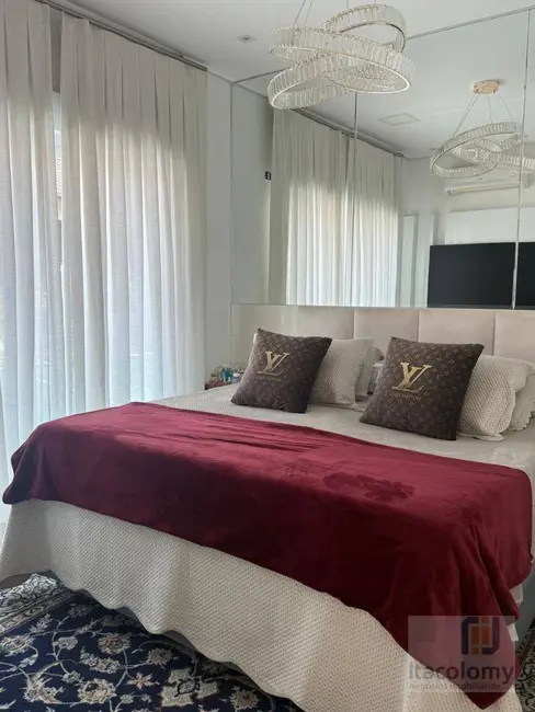 Casa de Condomínio com 3 quartos para alugar, 300m2 em Santana De Parnaiba - SP - imagem 9 Foto 9 de Casa de Condomínio com 3 quartos para alugar, 300m2 em Santana De Parnaiba - SP