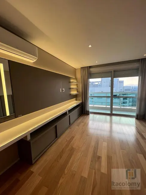 Foto 4 de Apartamento com 4 quartos à venda e para alugar, 338m2 em Alphaville Empresarial, Barueri - SP