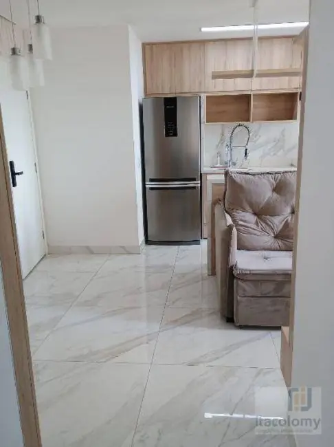Foto 4 de Apartamento com 2 quartos para alugar, 52m2 em Alphaville Empresarial, Barueri - SP