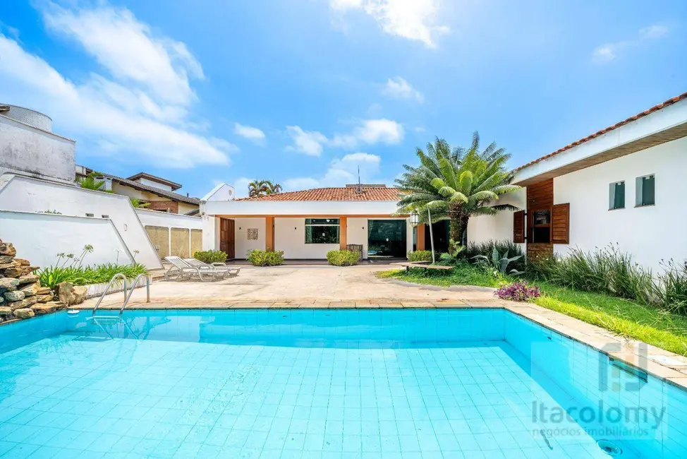 Foto 4 de Casa de Condomínio com 4 quartos à venda, 900m2 em Santana De Parnaiba - SP