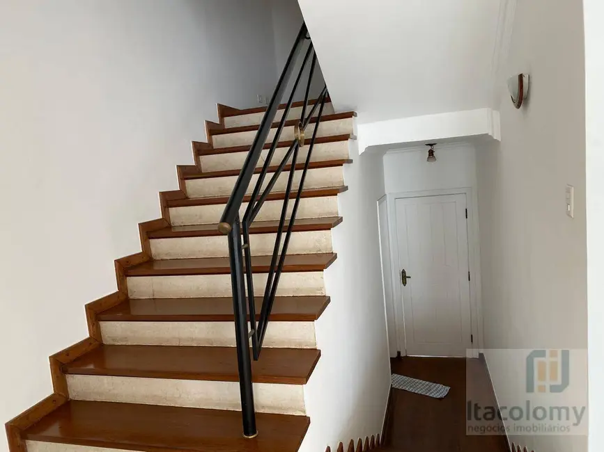 Foto 9 de Casa de Condomínio com 4 quartos para alugar, 560m2 em Barueri - SP