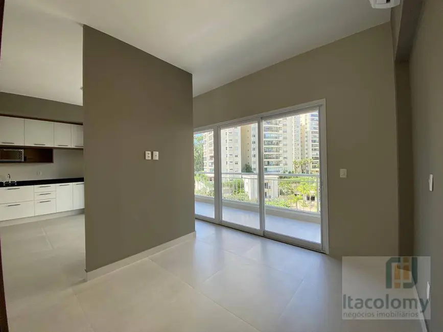 Foto 3 de Apartamento com 1 quarto para alugar, 50m2 em Tamboré, Barueri - SP