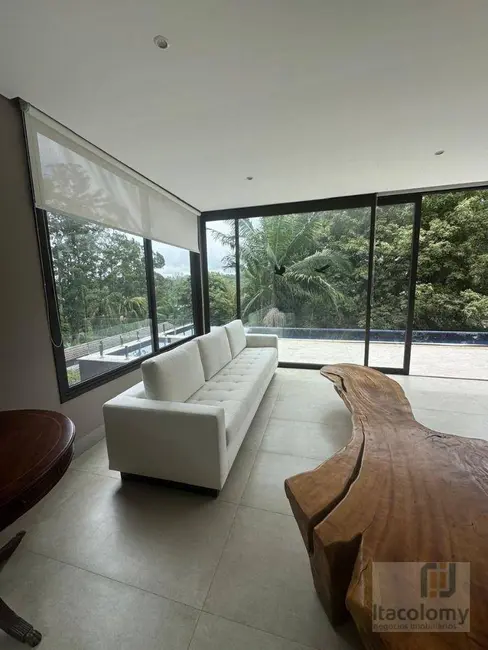 Foto 9 de Casa de Condomínio com 3 quartos para alugar, 2000m2 em Santana De Parnaiba - SP