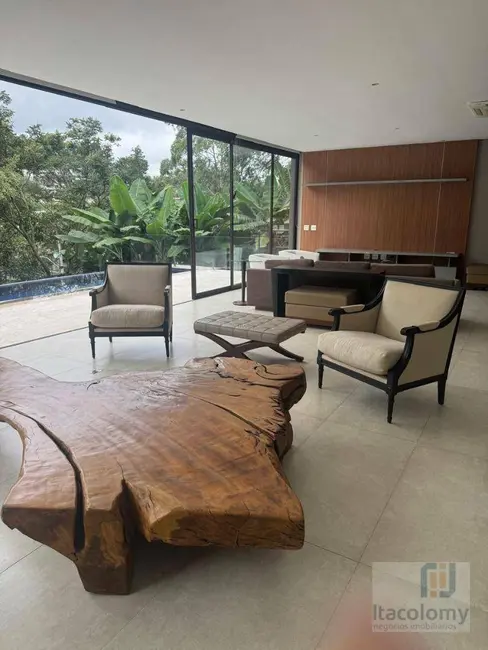 Foto 5 de Casa de Condomínio com 3 quartos para alugar, 2000m2 em Santana De Parnaiba - SP