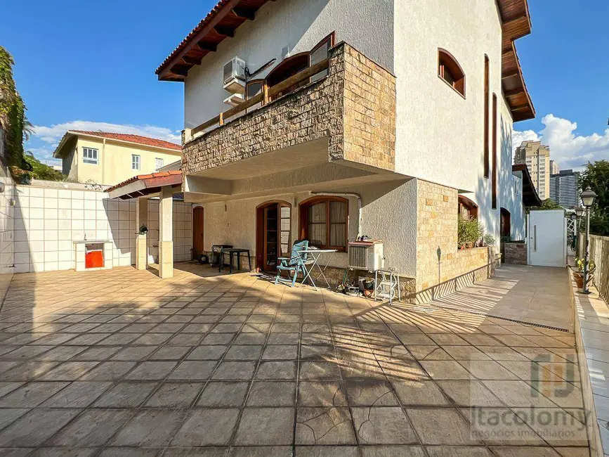 Foto 2 de Casa de Condomínio com 4 quartos à venda, 339m2 em Santana De Parnaiba - SP