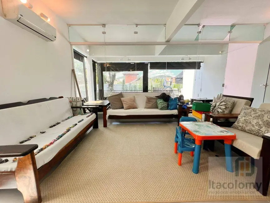 Foto 5 de Casa de Condomínio com 3 quartos à venda, 360m2 em Santana De Parnaiba - SP