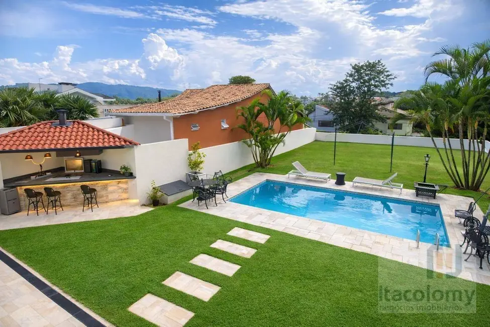 Foto 2 de Casa de Condomínio com 4 quartos à venda, 1000m2 em Santana De Parnaiba - SP