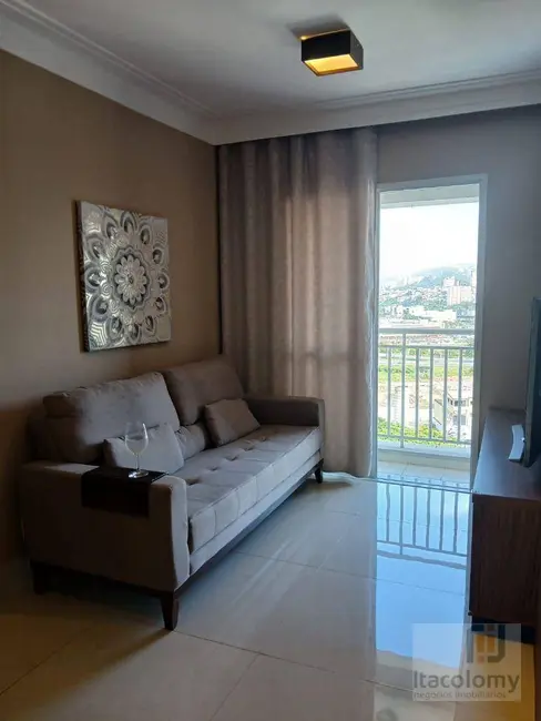Foto 1 de Apartamento com 2 quartos para alugar, 57m2 em Jardim Iracema, Barueri - SP