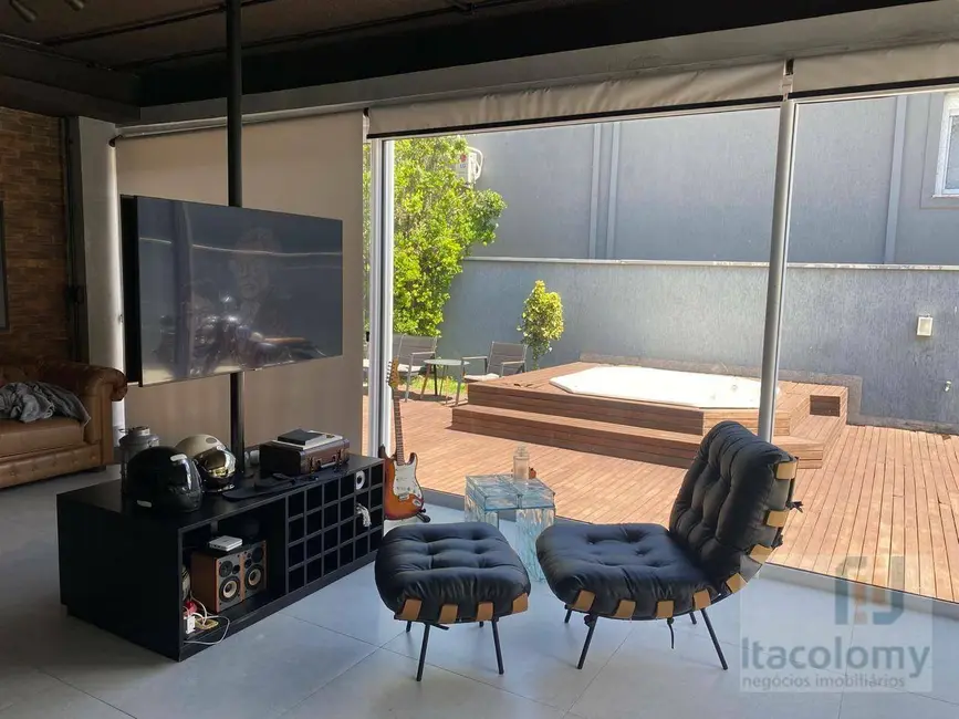 Foto 4 de Casa de Condomínio com 1 quarto à venda, 450m2 em Santana De Parnaiba - SP