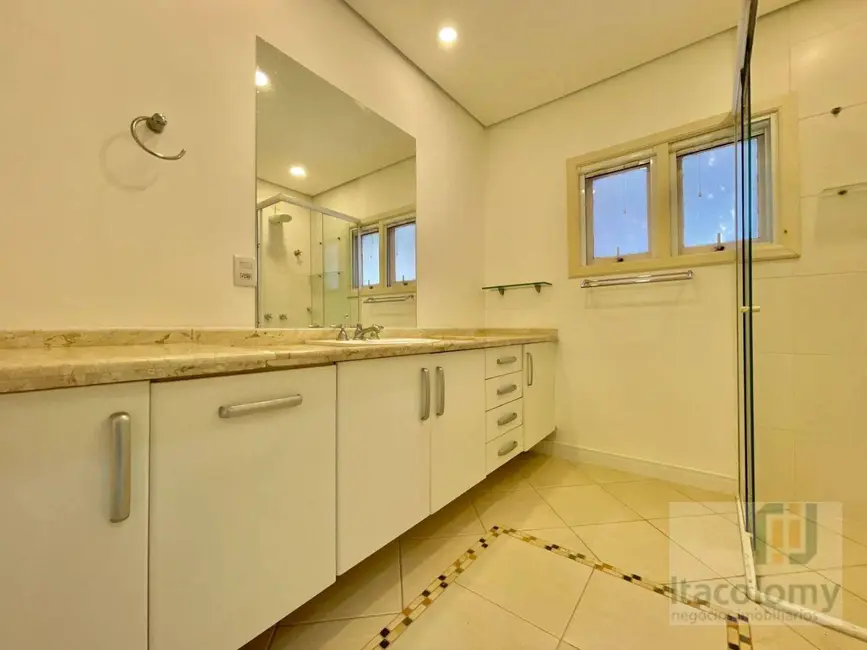 Foto 7 de Casa de Condomínio com 6 quartos para alugar, 736m2 em Santana De Parnaiba - SP