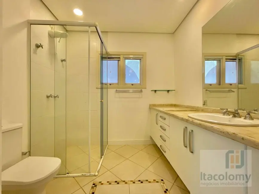 Foto 8 de Casa de Condomínio com 6 quartos para alugar, 736m2 em Santana De Parnaiba - SP