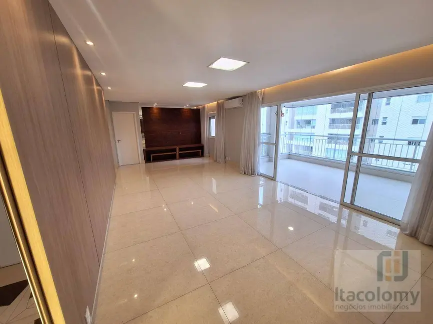 Foto 3 de Apartamento com 3 quartos para alugar, 158m2 em Santana De Parnaiba - SP