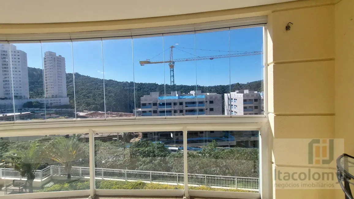 Foto 4 de Apartamento com 3 quartos para alugar, 113m2 em Santana De Parnaiba - SP