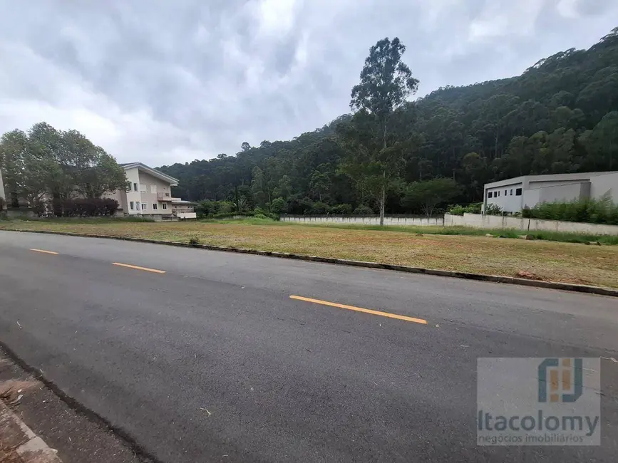 Foto 1 de Terreno / Lote à venda, 2684m2 em Tamboré, Barueri - SP