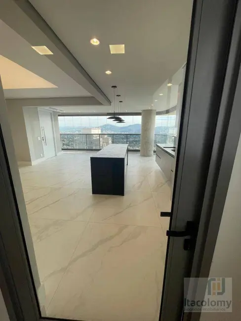 Foto 6 de Apartamento com 4 quartos à venda, 244m2 em Barueri - SP