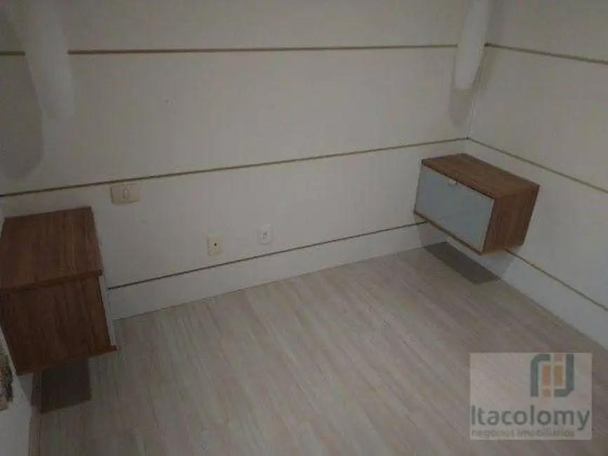 Apartamento com 3 quartos para alugar, 84m2 em Santana De Parnaiba - SP - imagem 8 Foto 8 de Apartamento com 3 quartos para alugar, 84m2 em Santana De Parnaiba - SP
