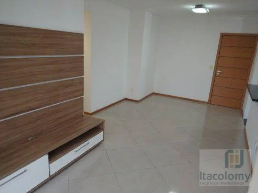 Apartamento com 3 quartos para alugar, 84m2 em Santana De Parnaiba - SP - imagem 5 Foto 5 de Apartamento com 3 quartos para alugar, 84m2 em Santana De Parnaiba - SP