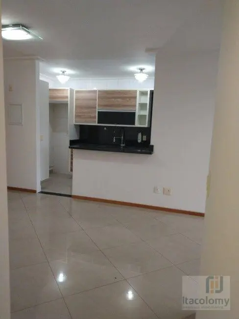 Apartamento com 3 quartos para alugar, 84m2 em Santana De Parnaiba - SP - imagem 6 Foto 6 de Apartamento com 3 quartos para alugar, 84m2 em Santana De Parnaiba - SP