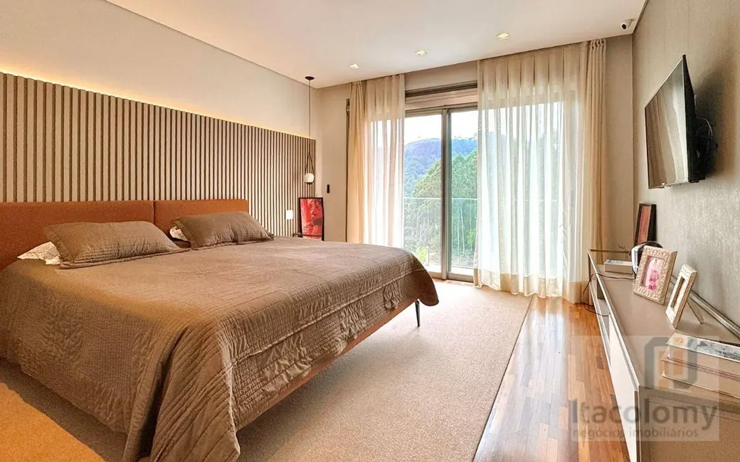 Foto 2 de Casa de Condomínio com 4 quartos à venda, 420m2 em Tamboré, Barueri - SP