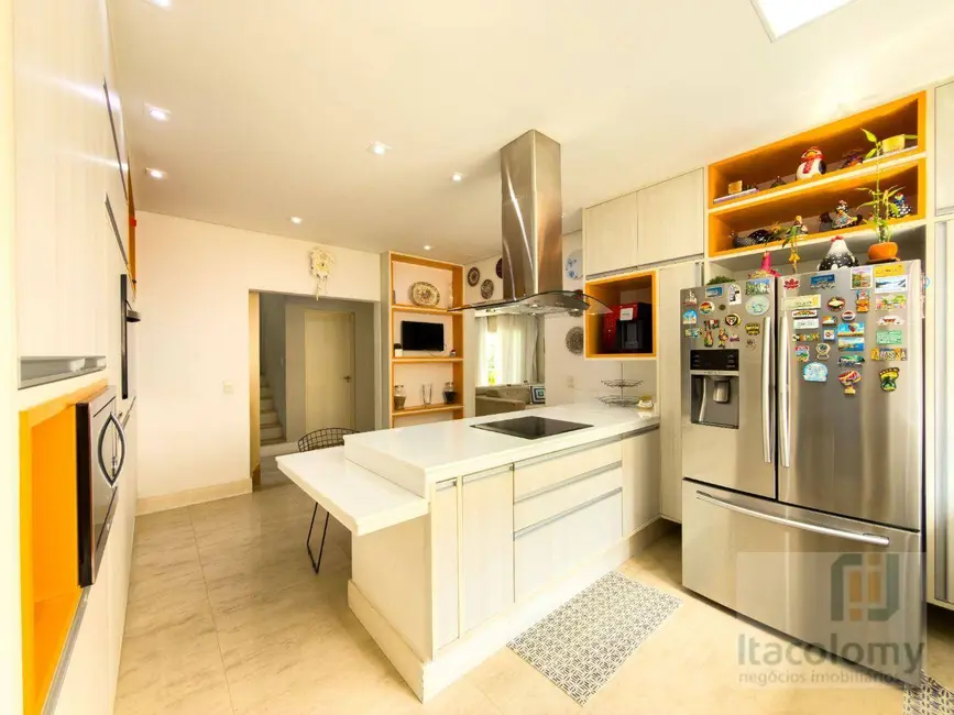 Foto 4 de Casa de Condomínio com 3 quartos à venda, 484m2 em Tarumã, Santana De Parnaiba - SP