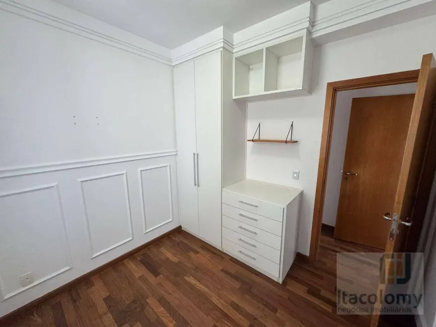 Apartamento com 3 quartos para alugar, 122m2 em Tamboré, Santana De Parnaiba - SP - imagem 7 Foto 7 de Apartamento com 3 quartos para alugar, 122m2 em Tamboré, Santana De Parnaiba - SP