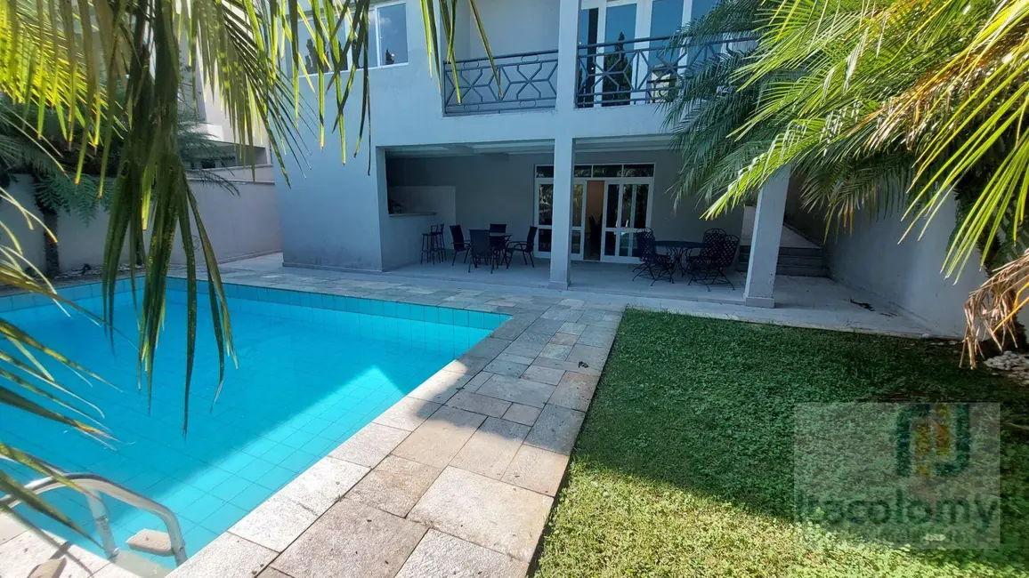 Casa de Condomínio com 4 quartos para alugar, 490m2 em Santana De Parnaiba - SP - imagem 8 Foto 8 de Casa de Condomínio com 4 quartos para alugar, 490m2 em Santana De Parnaiba - SP