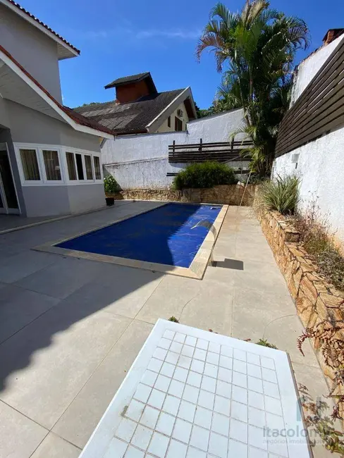 Foto 2 de Casa de Condomínio com 3 quartos à venda, 400m2 em Santana De Parnaiba - SP
