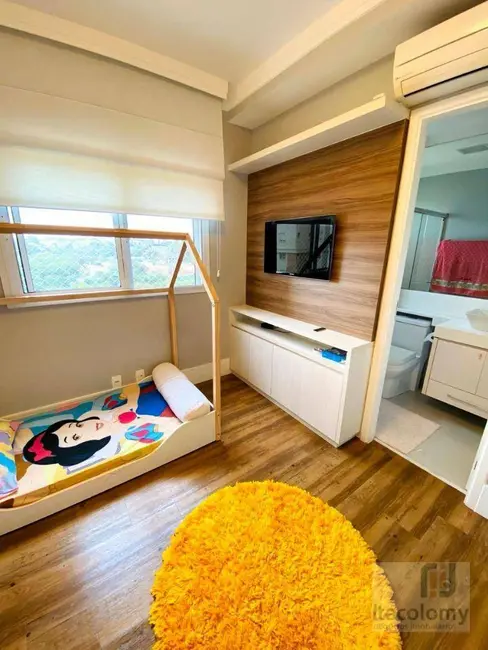Foto 9 de Apartamento com 2 quartos à venda, 110m2 em Santana De Parnaiba - SP