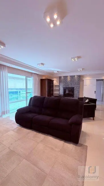 Foto 2 de Apartamento com 2 quartos à venda e para alugar, 202m2 em Santana De Parnaiba - SP