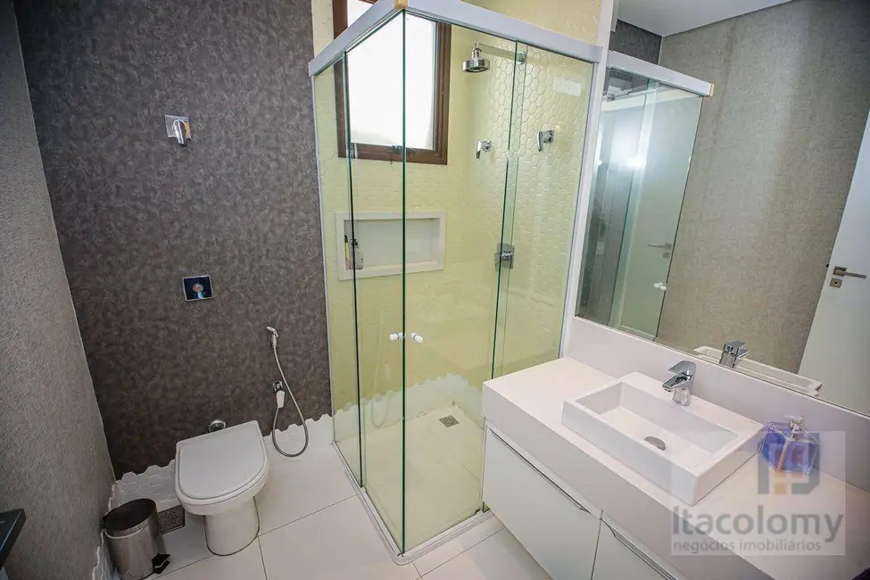 Casa de Condomínio com 4 quartos para alugar, 420m2 em Tamboré, Santana De Parnaiba - SP - imagem 9 Foto 9 de Casa de Condomínio com 4 quartos para alugar, 420m2 em Tamboré, Santana De Parnaiba - SP