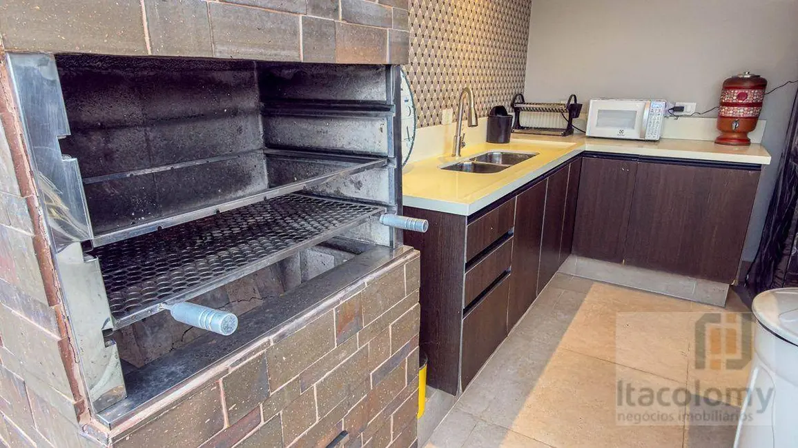 Casa de Condomínio com 4 quartos para alugar, 420m2 em Tamboré, Santana De Parnaiba - SP - imagem 4 Foto 4 de Casa de Condomínio com 4 quartos para alugar, 420m2 em Tamboré, Santana De Parnaiba - SP