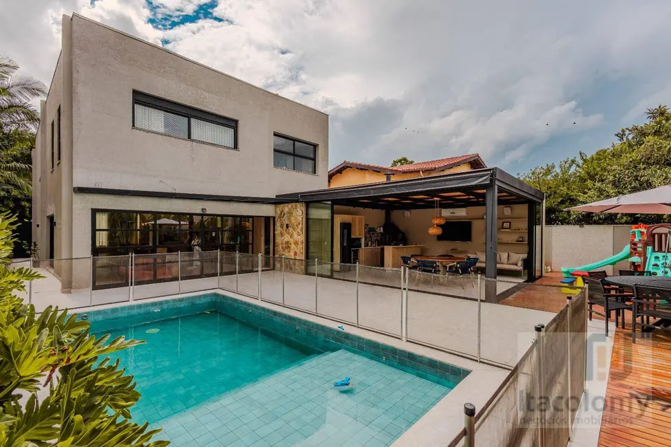 Foto 2 de Casa de Condomínio com 3 quartos à venda, 560m2 em Barueri - SP