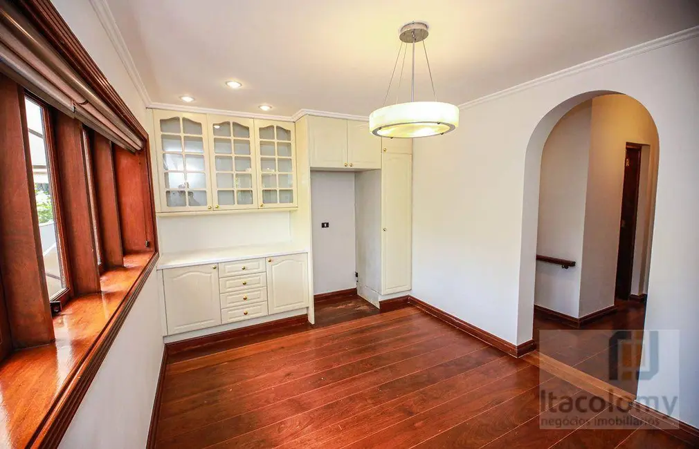 Foto 9 de Casa de Condomínio com 4 quartos para alugar, 1300m2 em Barueri - SP