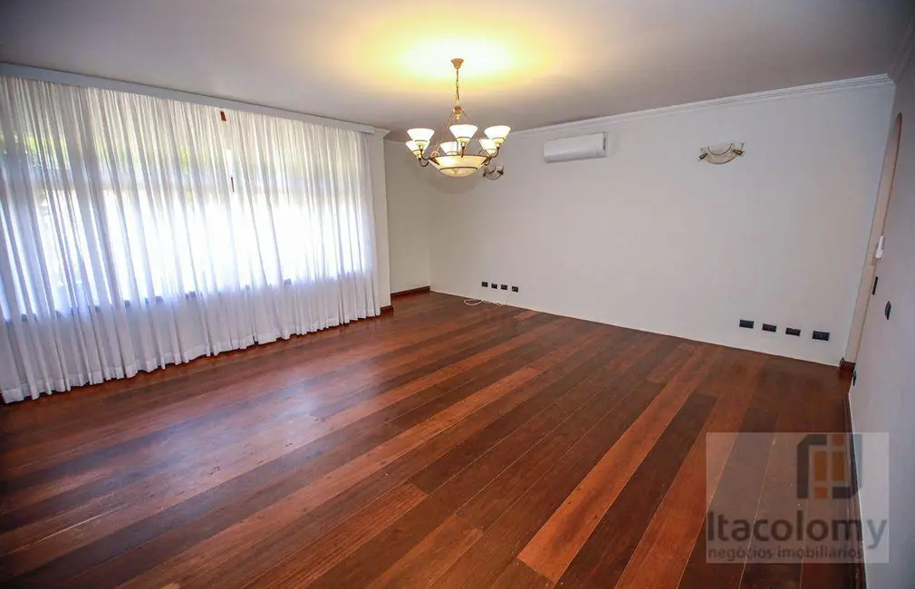Foto 6 de Casa de Condomínio com 4 quartos para alugar, 1300m2 em Barueri - SP