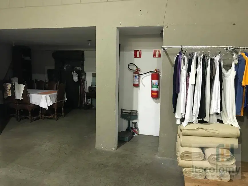 Foto 7 de Armazém / Galpão à venda, 254m2 em Santos - SP