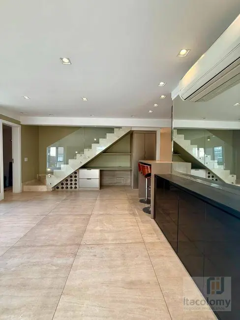 Foto 2 de Apartamento com 2 quartos para alugar, 120m2 em Alphaville Conde II, Barueri - SP