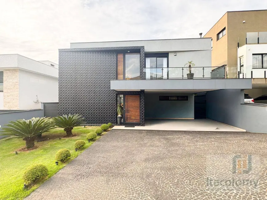Casa de Condomínio com 5 quartos à venda, 447m2 em Colinas da Anhangüera, Santana De Parnaiba - SP - imagem 1 Foto 1 de Casa de Condomínio com 5 quartos à venda, 447m2 em Colinas da Anhangüera, Santana De Parnaiba - SP