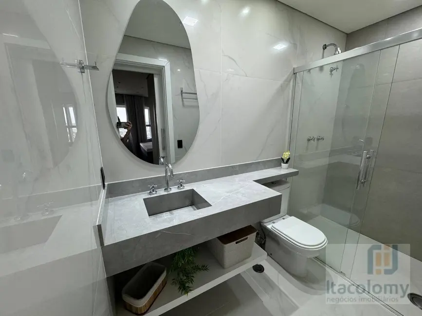 Apartamento com 2 quartos para alugar, 110m2 em Empresarial 18 do Forte, Barueri - SP - imagem 9 Foto 9 de Apartamento com 2 quartos para alugar, 110m2 em Empresarial 18 do Forte, Barueri - SP