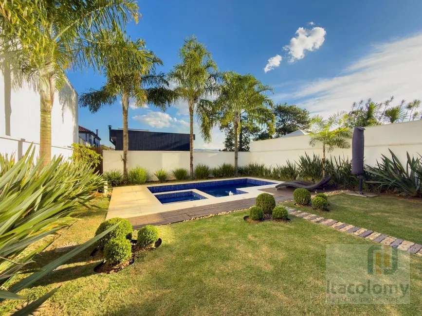 Foto 2 de Casa de Condomínio com 4 quartos à venda, 420m2 em Santana De Parnaiba - SP